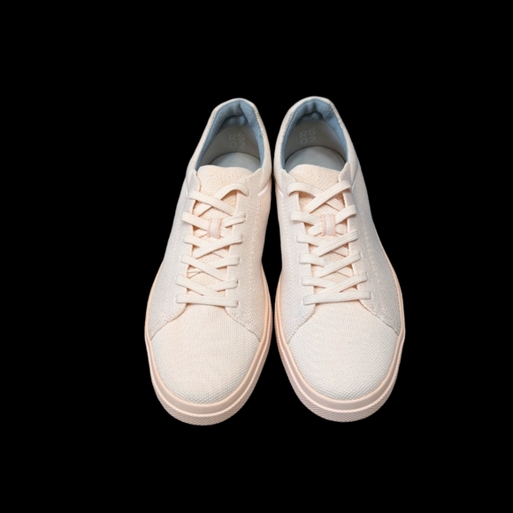 NWOT Rothy's light pink lace up sneakers unisex Sz W 10 and M 8.5 - Picture 2 of 7